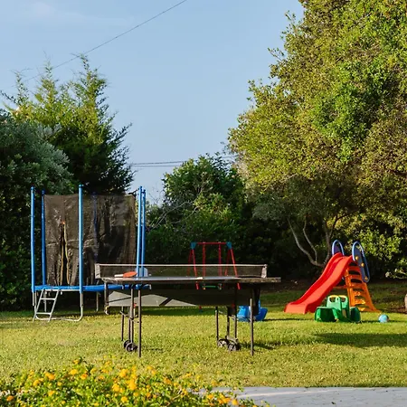 Danna - Private Pool, Playground & Sea Views Villa