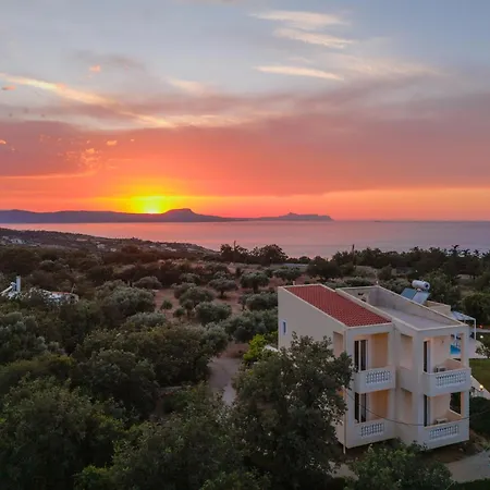 Danna - Private Pool, Playground & Sea Views *