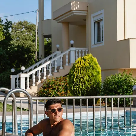 Villa Danna - Private Pool, Playground & Sea Views *