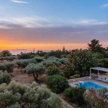 Danna - Private Pool, Playground & Sea Views