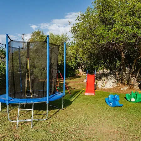 Danna - Private Pool, Playground & Sea Views * Rethymno