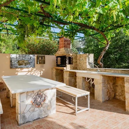 Danna - Private Pool, Playground & Sea Views Villa Rethymno