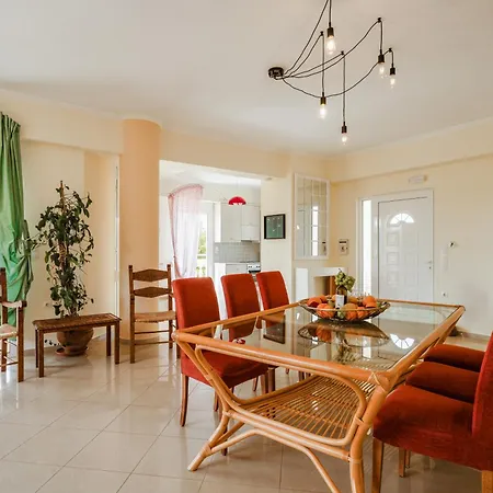 Danna - Private Pool, Playground & Sea Views Villa