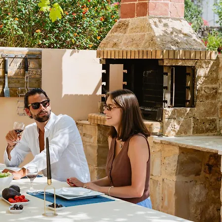 Villa Danna - Private Pool, Playground & Sea Views Rethymno