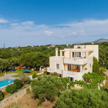 Danna - Private Pool, Playground & Sea Views * Rethymno