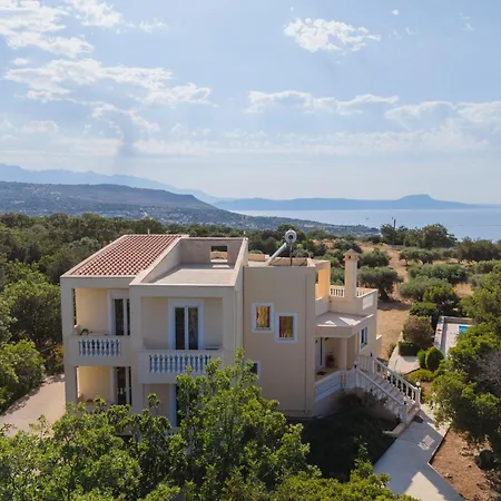 Danna - Private Pool, Playground & Sea Views Rethymno