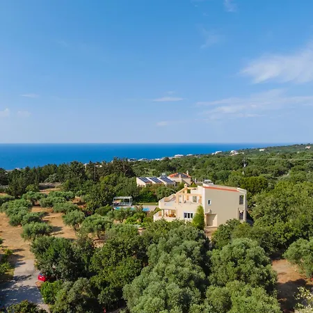 Danna - Private Pool, Playground & Sea Views *