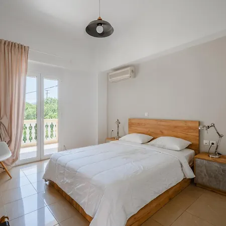 Danna - Private Pool, Playground & Sea Views Villa
