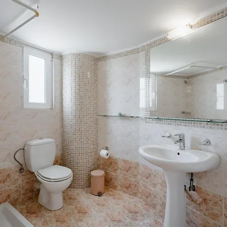 Danna - Private Pool, Playground & Sea Views Rethymno