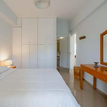 Danna - Private Pool, Playground & Sea Views Villa